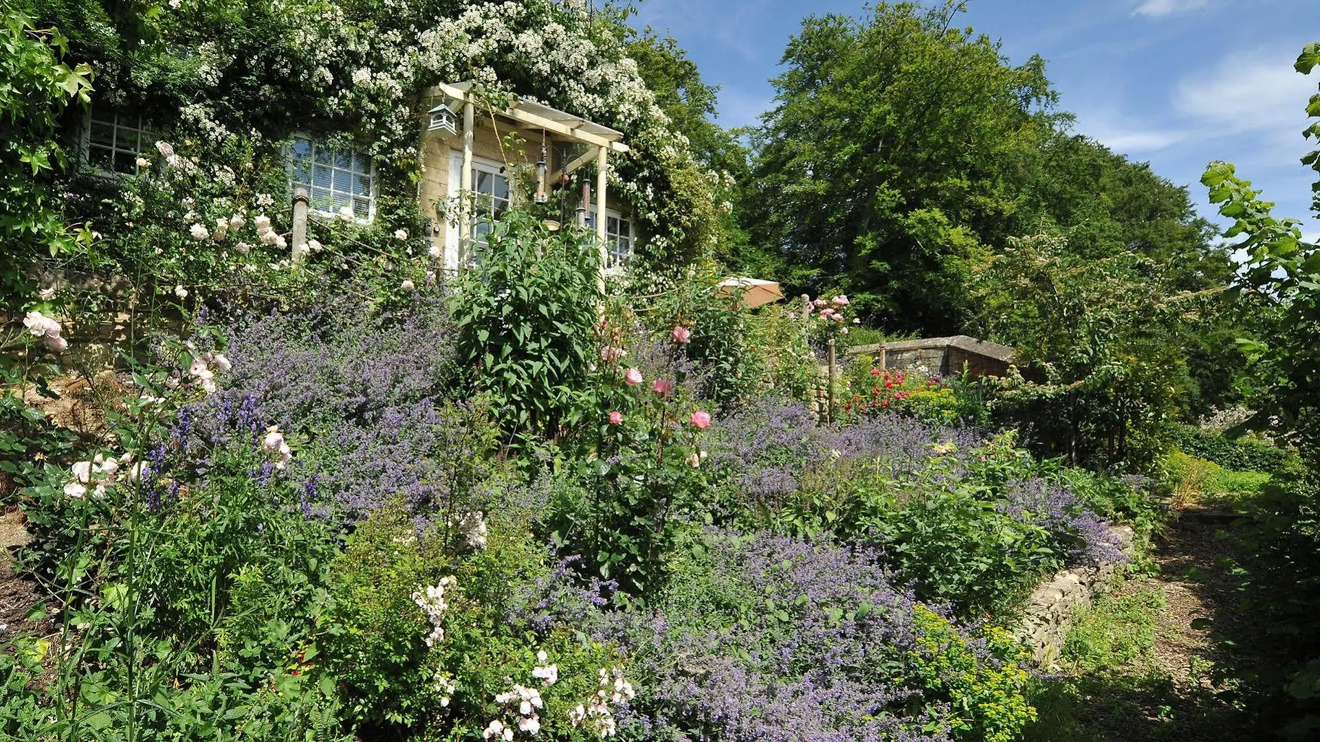 Tucking Mill View- Self Catering Apartment Bath 0*,  United Kingdom